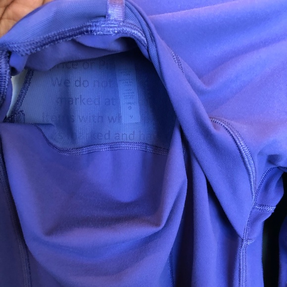 Lululemon jacket Sz 6 - Picture 15 of 15